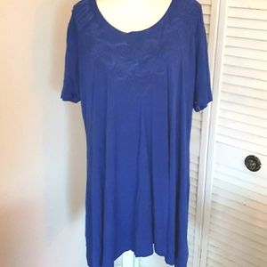 NWT Embroidered Blue Top. Plus Size 3X